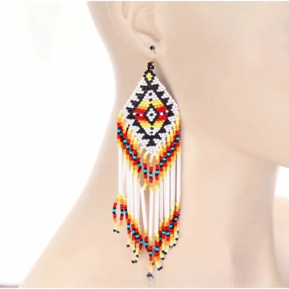 1 LEFT! Western Aztec Women's Fall Dangle Trendy Seed Bead Earrings - Picture 2 of 4